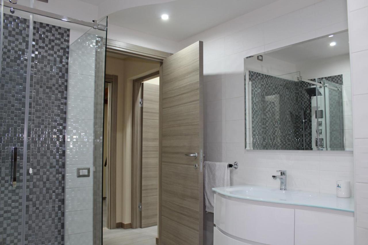 Flamingo Luxury Apartment Ajpsardinia Cagliari Exterior photo